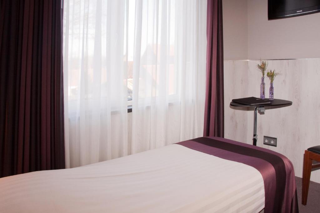 Hotel Brabant Хилваренбек Стая снимка